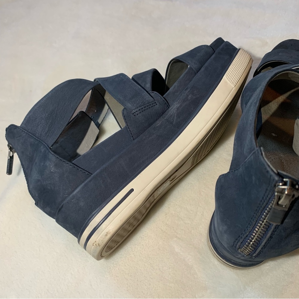 Eileen Fisher Blue Strappy Suede Platform Sandals Size 6 - Picture 4 of 10